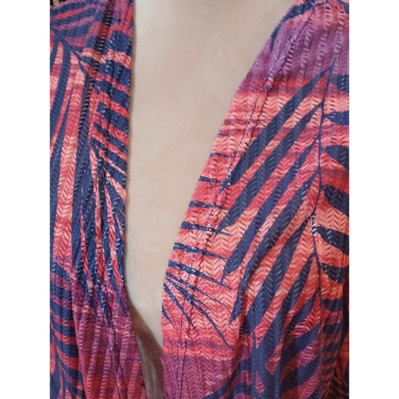 Catherines 2XWP Palm Leaf Print Open Front Lightweight Cardigan Cover Up Texture - Picture 2 of 9